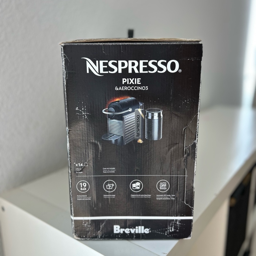 New Nespresso Breville Pixie in Black w/milk frother and 14 coffee pods - Picture 5 of 14